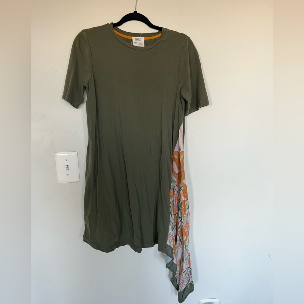 Olive green t-shirt dress with flower-print “scarf-like” attachment. Size 6